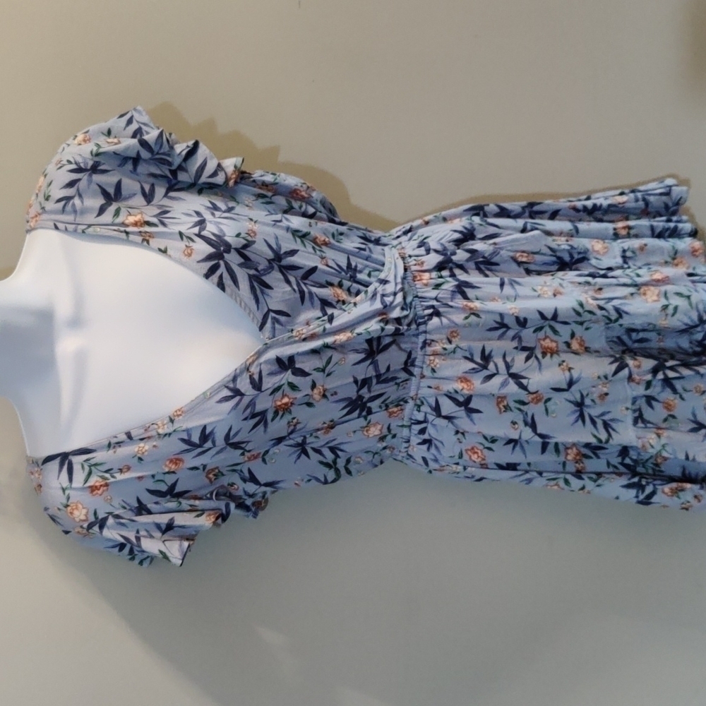 𝅺AMERICAN Eagle Outfitters Romper Size Small Light Blue Floral Print Wrap Top
